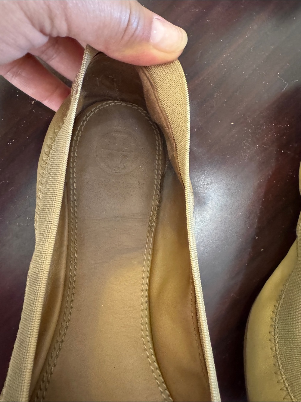 Tory Burch Mustard Leather Logo Ballet Flats - Picture 10 of 10